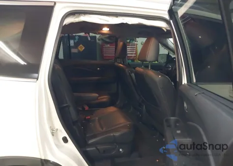 2017 Honda Pilot Elite z USA, uszkodzony, nr VIN 5FNYF6H07HB091757